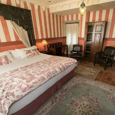 Hotel El Rincon De Descalzas 3*