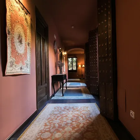 El Rincon De Descalzas Hotel 3*