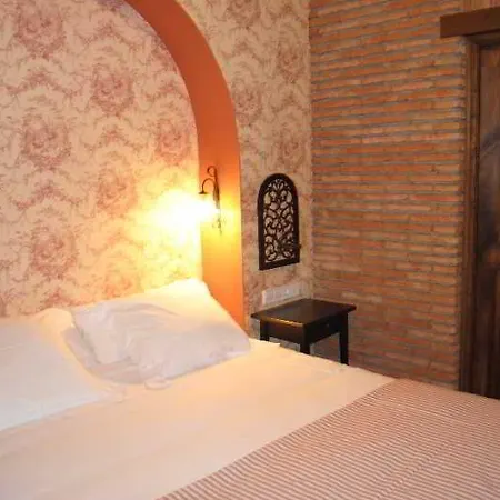 El Rincon De Descalzas Hotel 3*