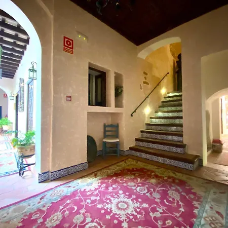El Rincon De Descalzas Hotel 3*